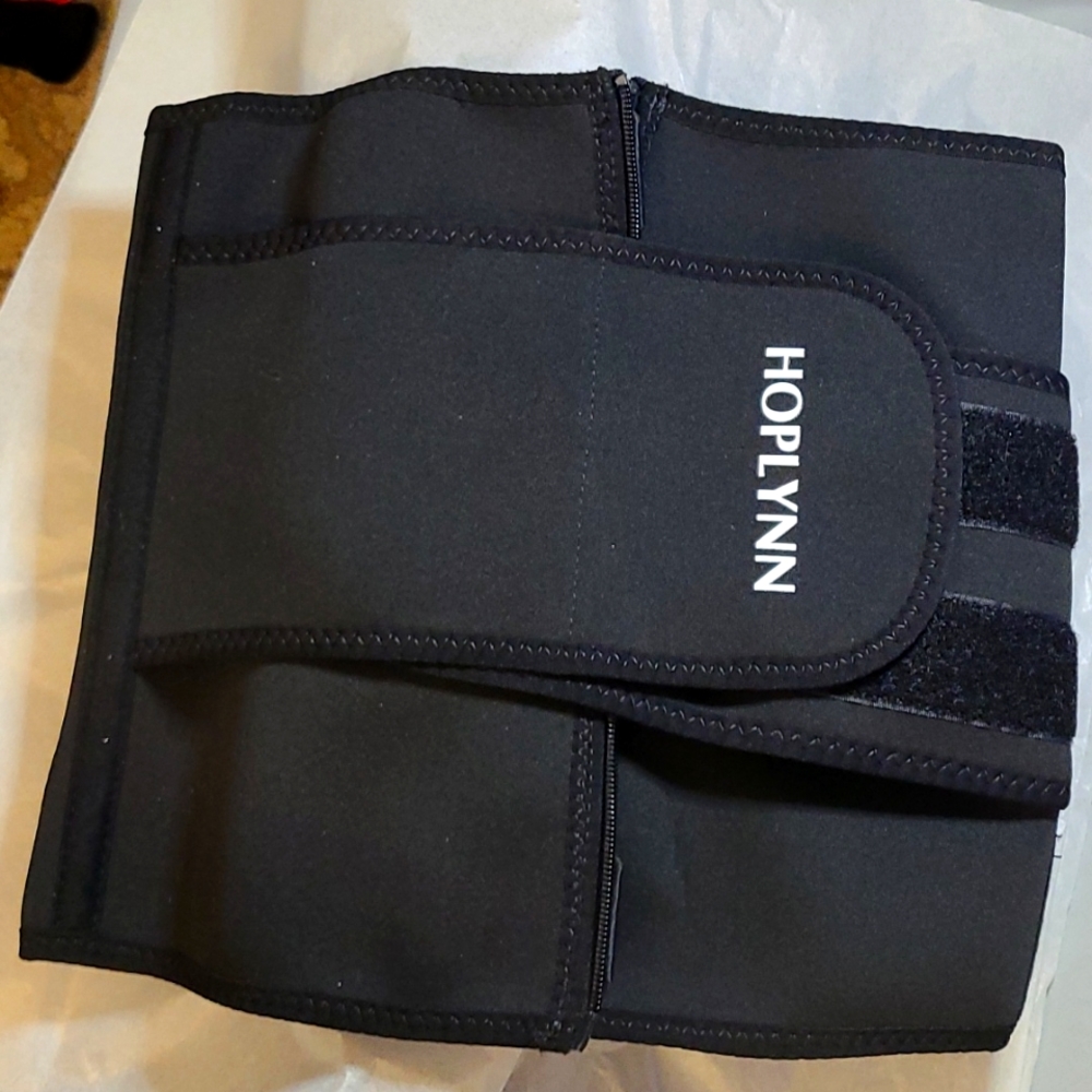 HOPLYNN WAIST TRAINER SIZE LARGE new but no tags.